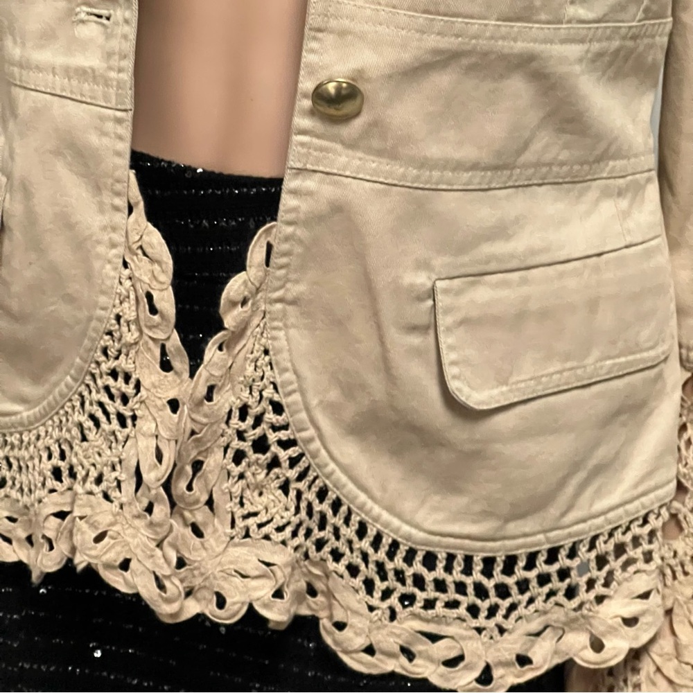 Women's Tan Jacket with Crochet Trim Size M Gold Buttons - Picture 12 of 16